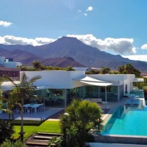 Villa Christal, Peaceful Villa in Adeje, Spain with Pool, L734049
