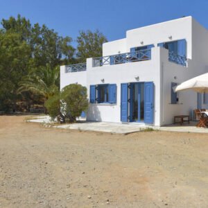 House for rent for 12 people in Ampela, Syros