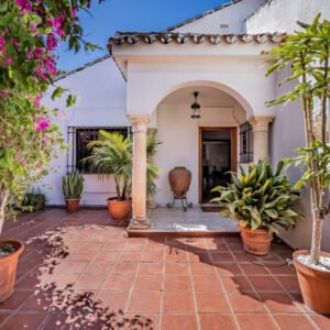 Villa Consuelo, House for 8 people in Marbella