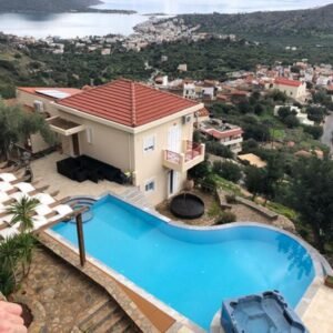 Spacious villa in Kato Pine with sea view and private pool