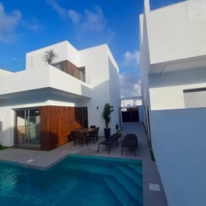 Luxury with pool in San Fulgencio, Spain